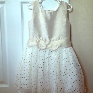 Size 5 girls’ formal dress